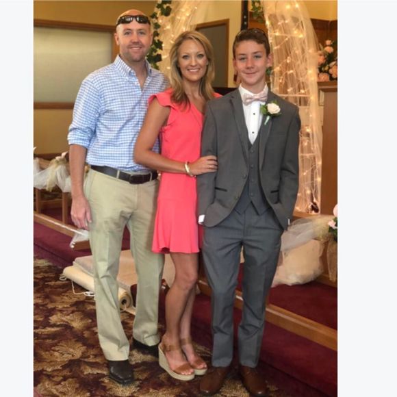 Meet your Posher, Tabitha - Picture 1 of 1